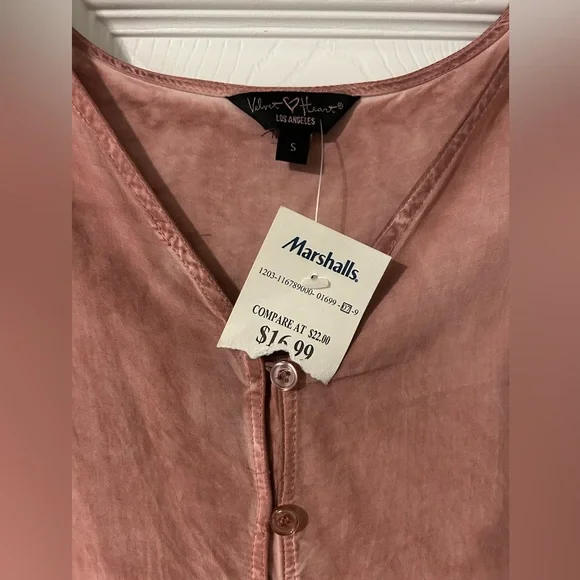 Bundle of 2 Green and Pink Button-Up Shirts - Picture 3 of 3